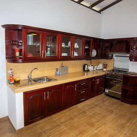 Green Villa Apartment Unawatuna Esterno foto